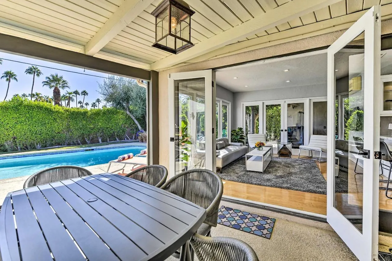 Luxe Palm Springs Home With Backyard Oasis! 0*,